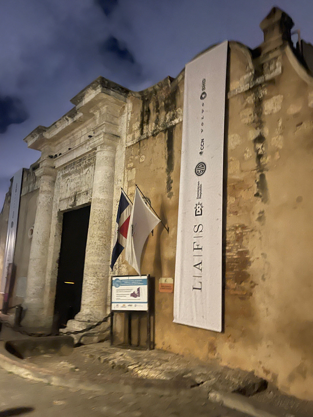 Asistencia a la Cumbre de la Moda Latinoamericana